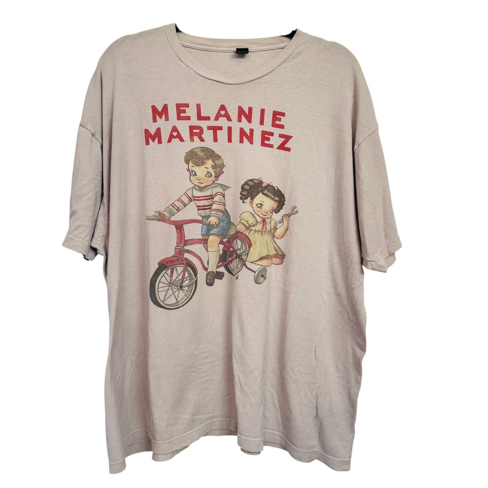 Melanie Martinez Graphic T Shirt XXL Beige Oversized Short Sleeve‎